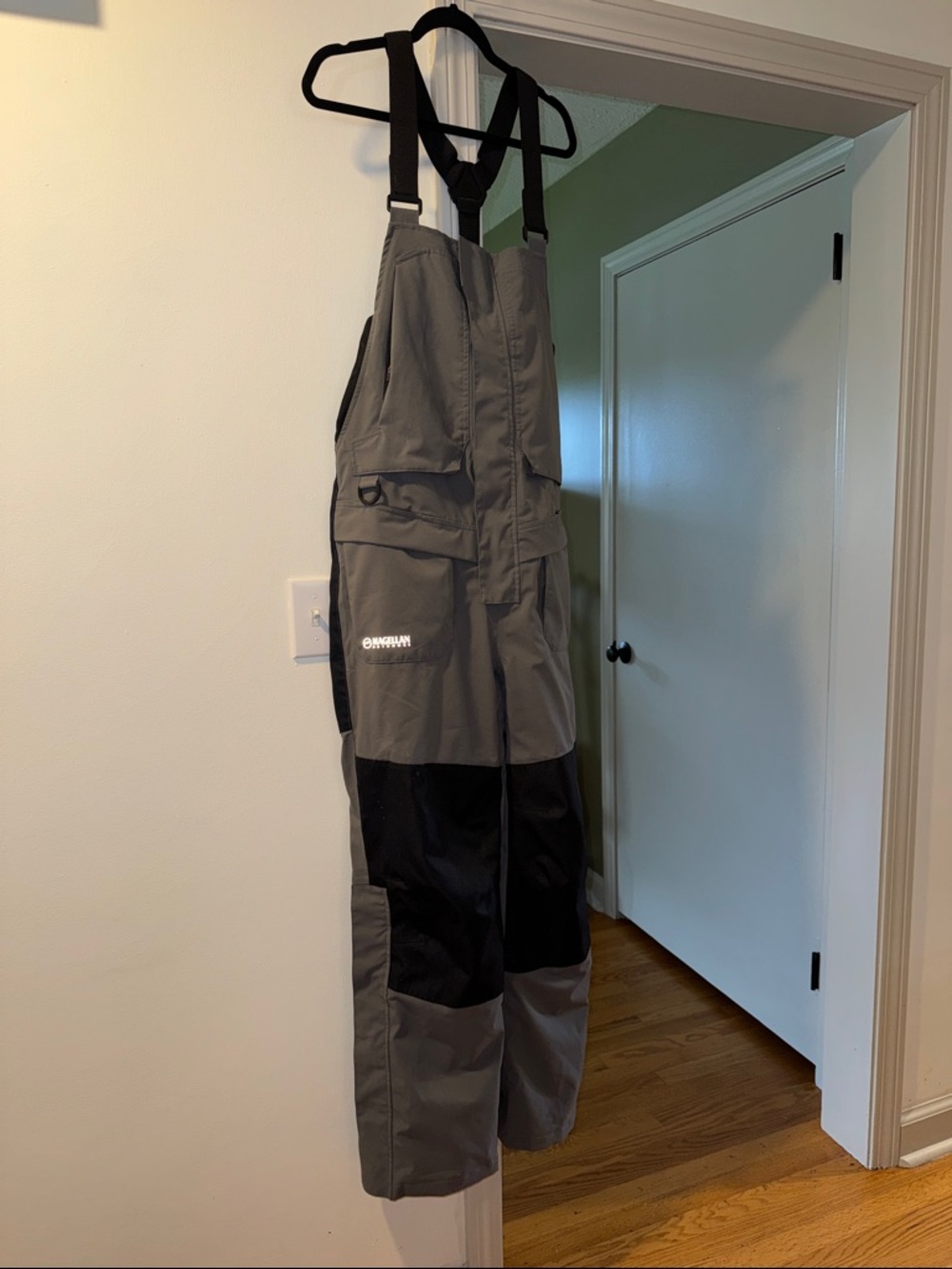 Magellan Outdoors Fishing Waders Gray Bib Overalls with Black Suspenders
